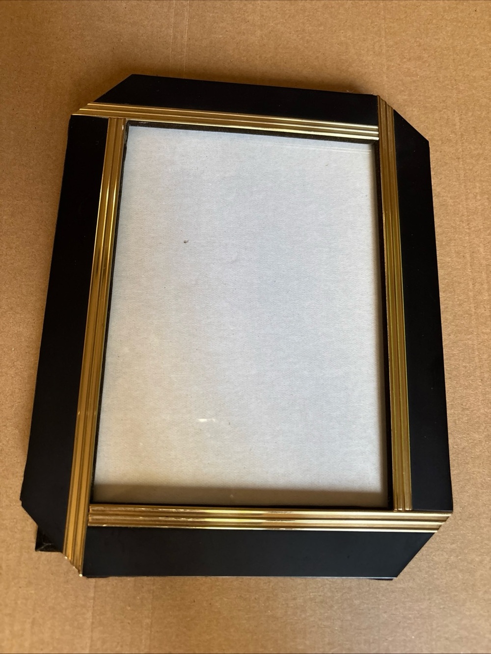 Vintage Black and Gold Picture Frame Art deco 6.5”x8.5” used home decoration